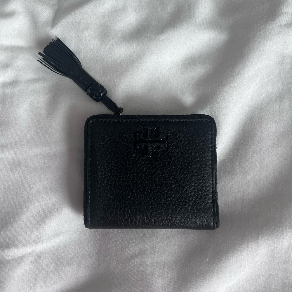 New Tory Burch Thea wallet